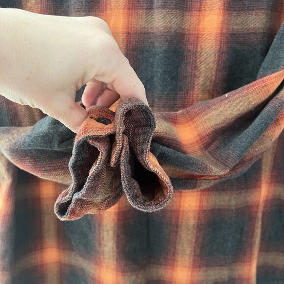 Old Navy Plaid Boyfriend Shirt Womens Evermore Swifties Flannel‎ HTF Grunge SZ L - Picture 7 of 9